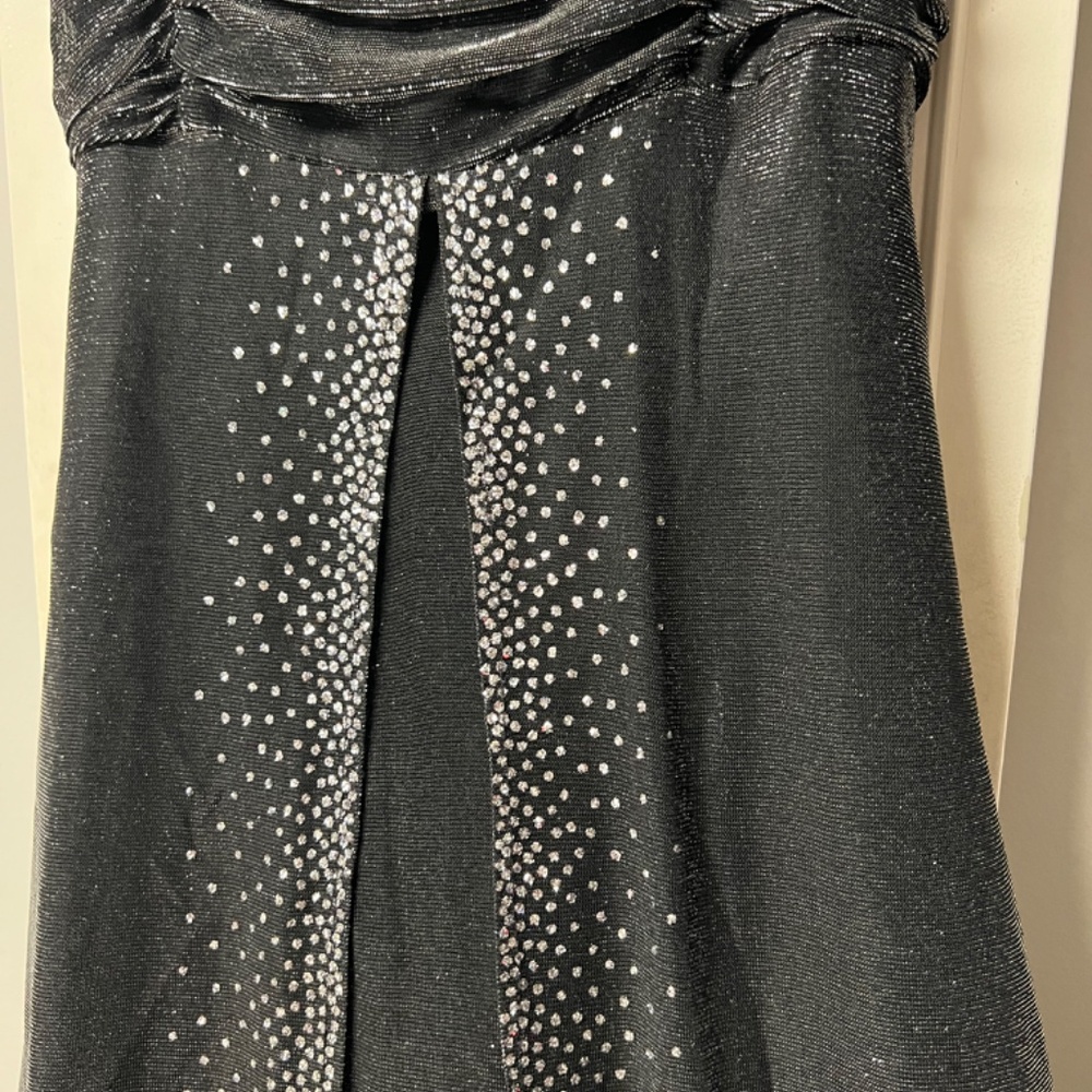 Gown - Picture 6 of 12